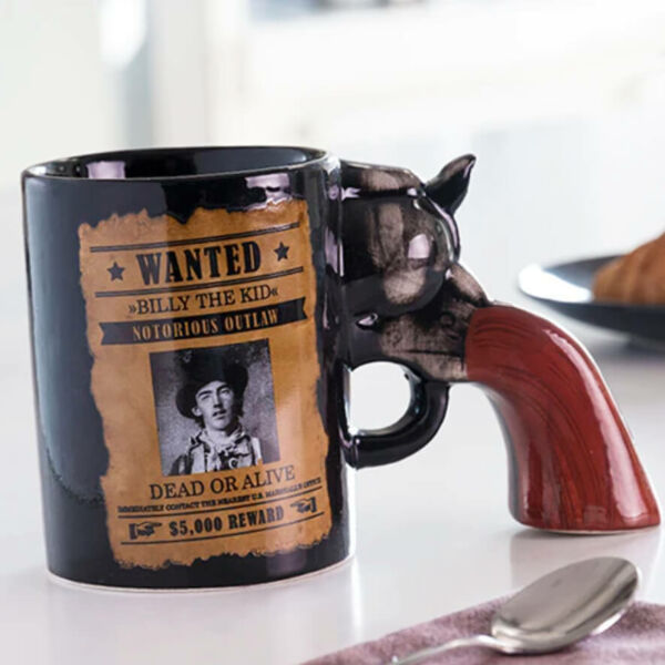 Wanted Revolver Bögre